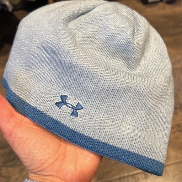 Under Armor Baby Blue Skully Hat for Women - Picture 2 of 6